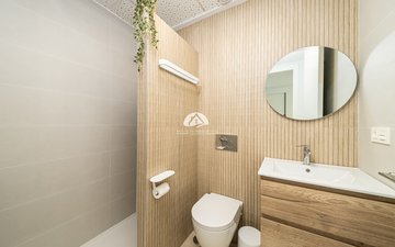 Property slide 19