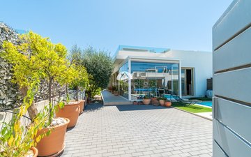 Property slide 5