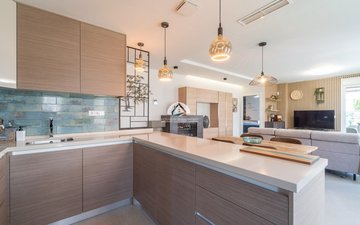 Property slide 20