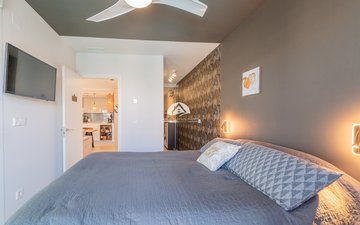 Property slide 39