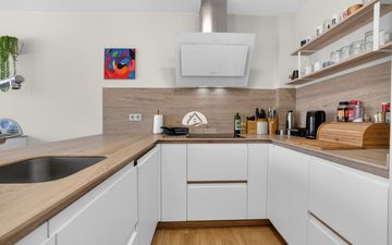 Property slide 16