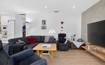 Property slide 17