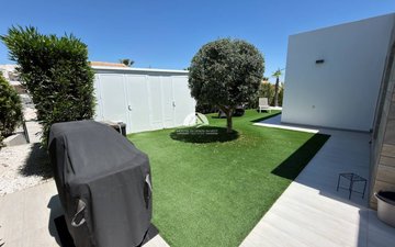 Property slide 25