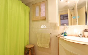 Property slide 15