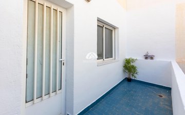 Property slide 10
