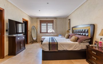 Property slide 9