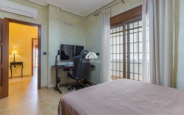 Property slide 19