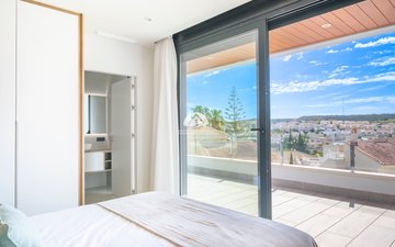 Property slide 31