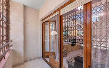Property slide 17