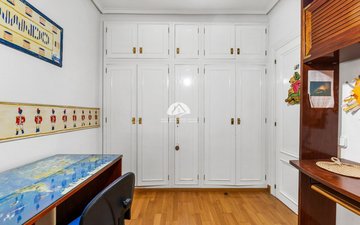 Property slide 10