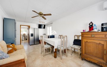 Property slide 18