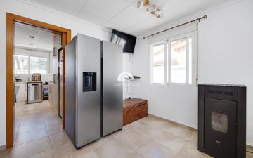 Property slide 30