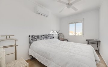 Property slide 32