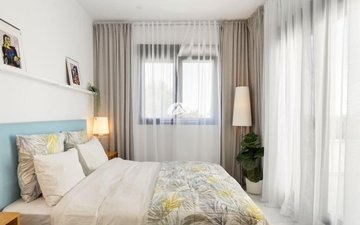 Property slide 21