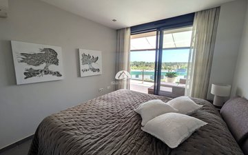 Property slide 24