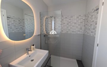 Property slide 33
