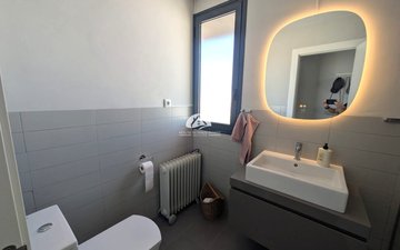 Property slide 34