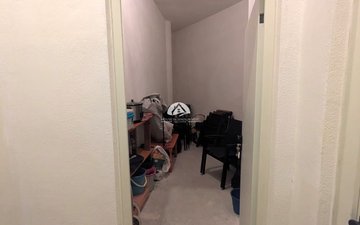 Property slide 34