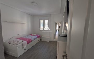 Property slide 22