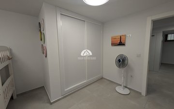 Property slide 31