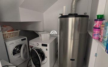 Property slide 32
