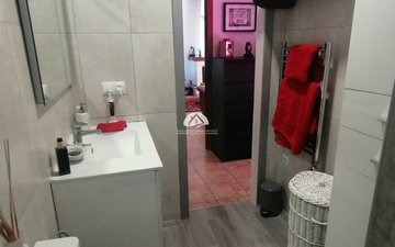 Property slide 28