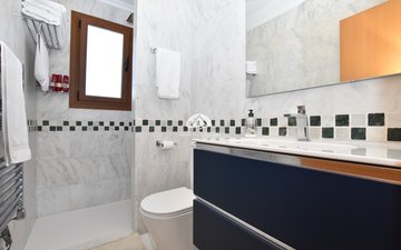 Property slide 35