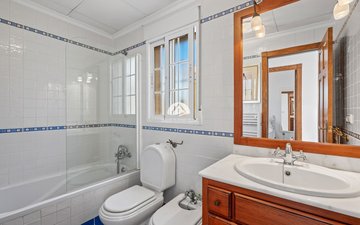 Property slide 23