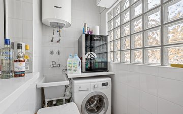 Property slide 25