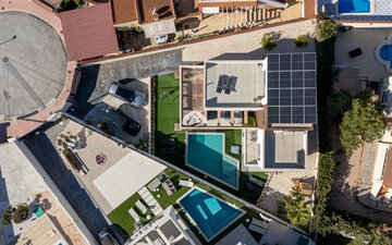 Property slide 39