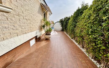 Property slide 35