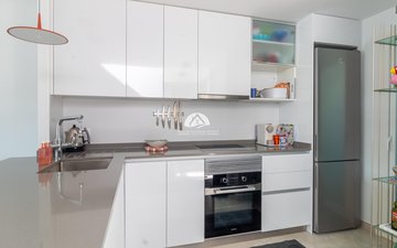 Property slide 19