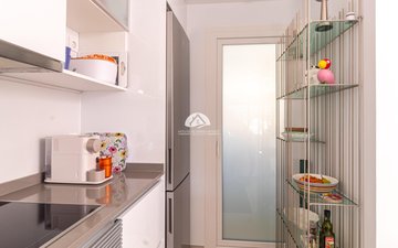 Property slide 21