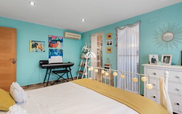 Property slide 19