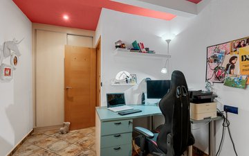 Property slide 22