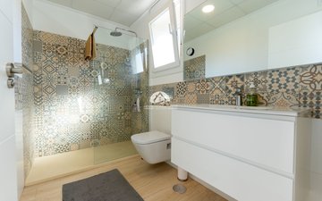 Property slide 35