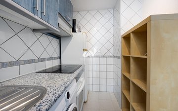 Property slide 14