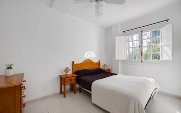 Property slide 20