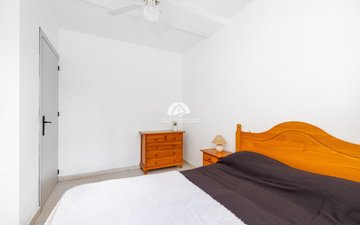 Property slide 22