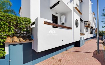 Property slide 25
