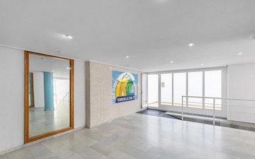 Property slide 25