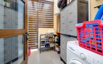 Property slide 29