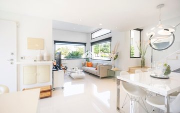 Property slide 19