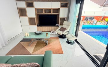 Property slide 20