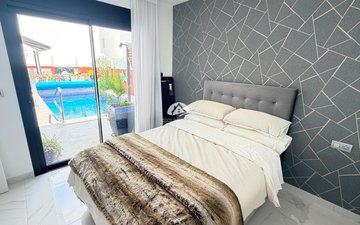 Property slide 25