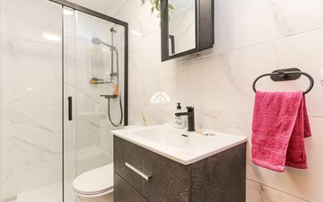 Property slide 19