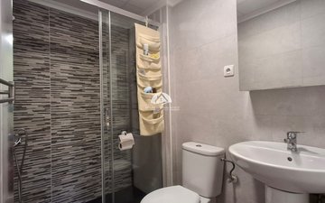 Property slide 16