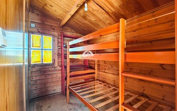 Property slide 44