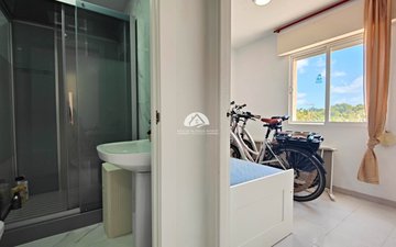 Property slide 30