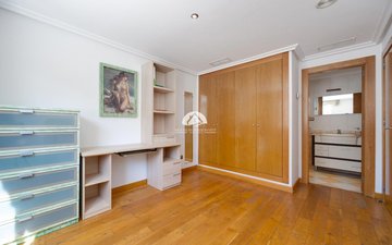 Property slide 33